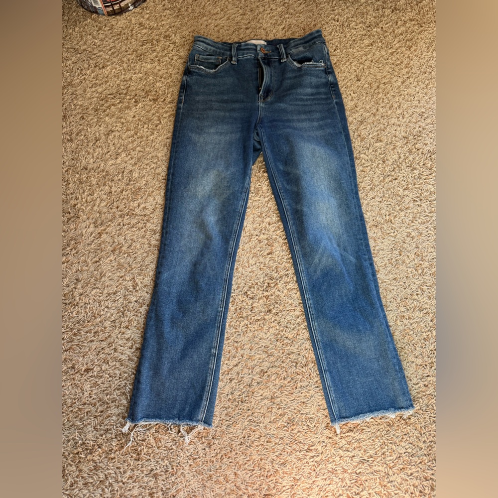 Vervet denim dark wash slim/straight fit size 28